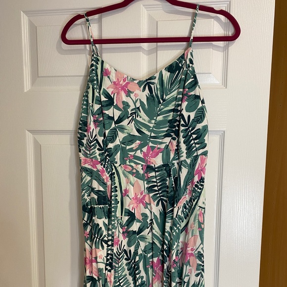 •2/$25• Old Navy Summery Flora Dress - Picture 3 of 4